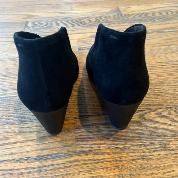 Eileen Fisher Vero Cuoio Suede Heeled Booties - Black - Size 7 - Picture 3 of 5
